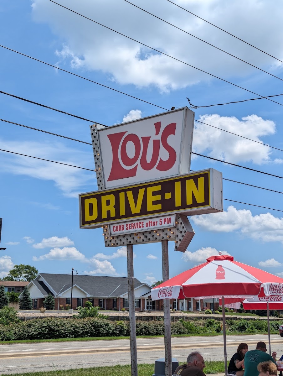 Lou's Drive-In-3