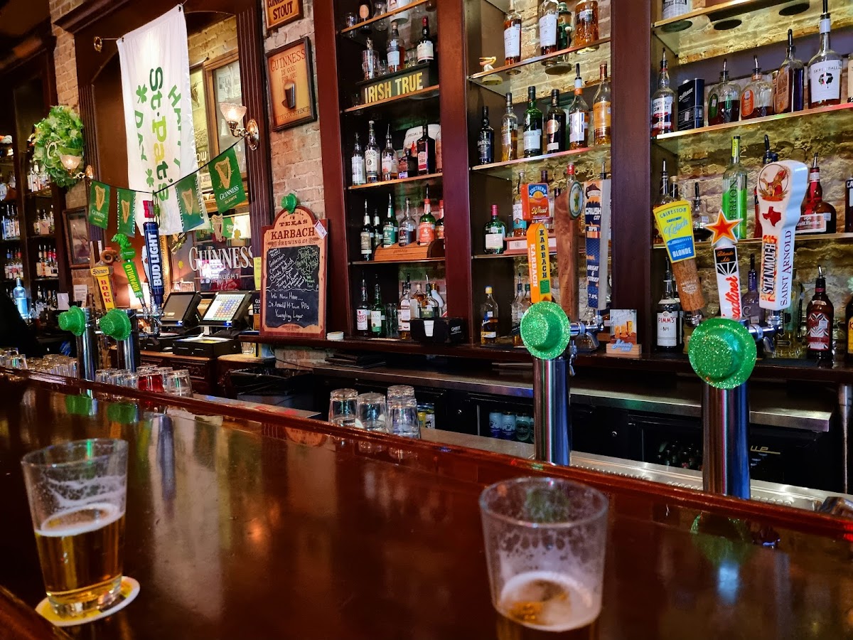 Molly's Pub