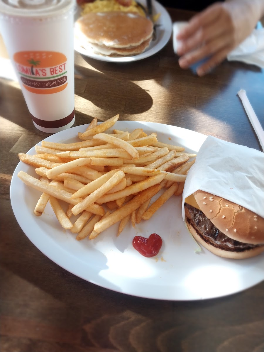 Lomita's Best-4