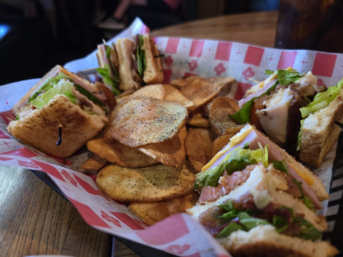 Tailgater's Sports Pub & Grill-5
