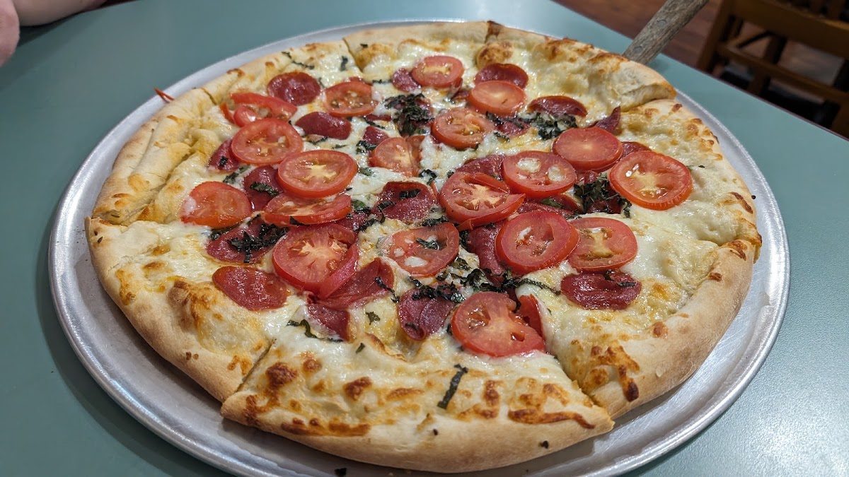 Mama Mia Pizzeria Baraboo-3