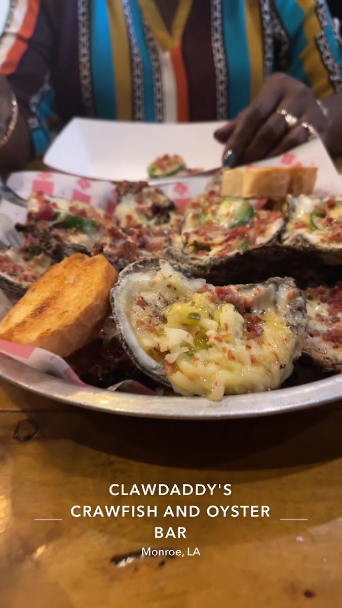 Clawdaddy's Crawfish And Oyster Bar-2