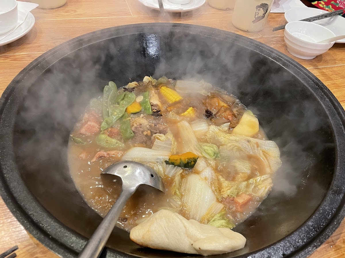 Happy Valley Village Restaurant-4