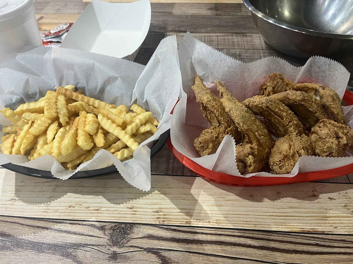 Bayou Seafood and Wings-4