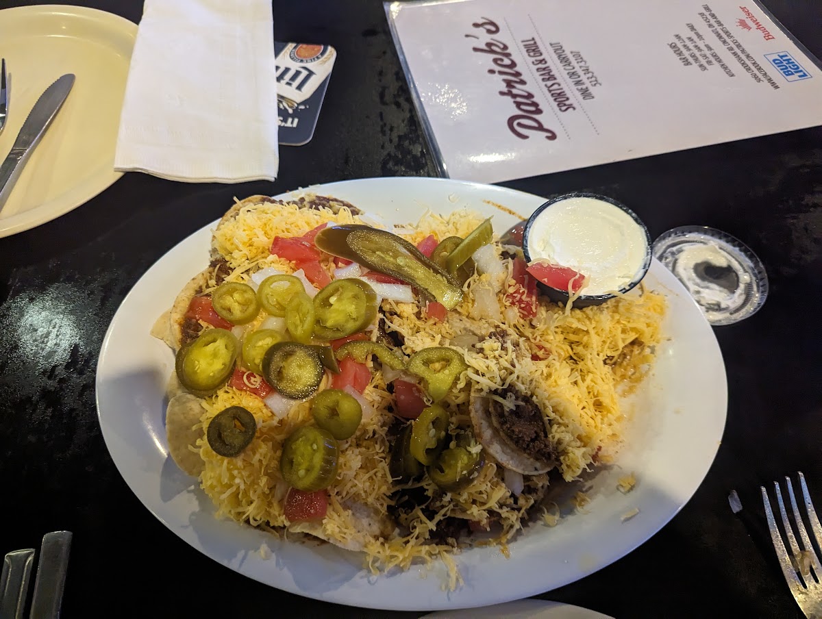 Patrick's Sports Bar & Grill-4
