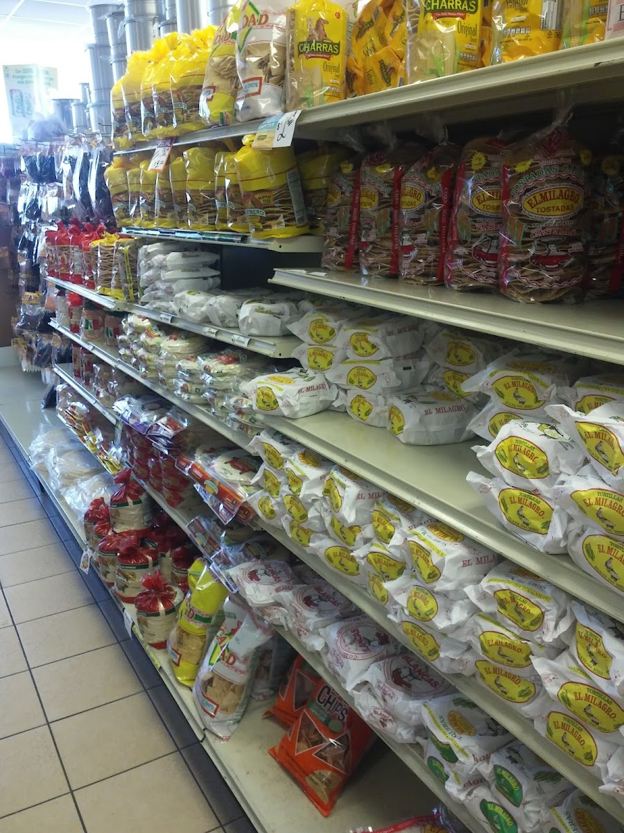 La Victoria Carniceria & Supermercado-5