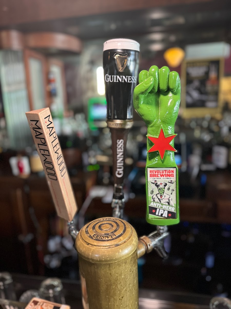 Ten Cat Tavern-2