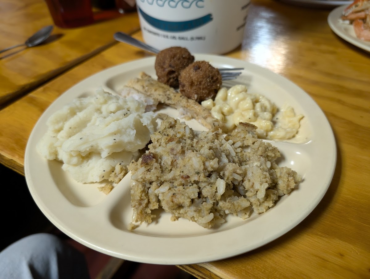 Popwell's Family Restaurant-3
