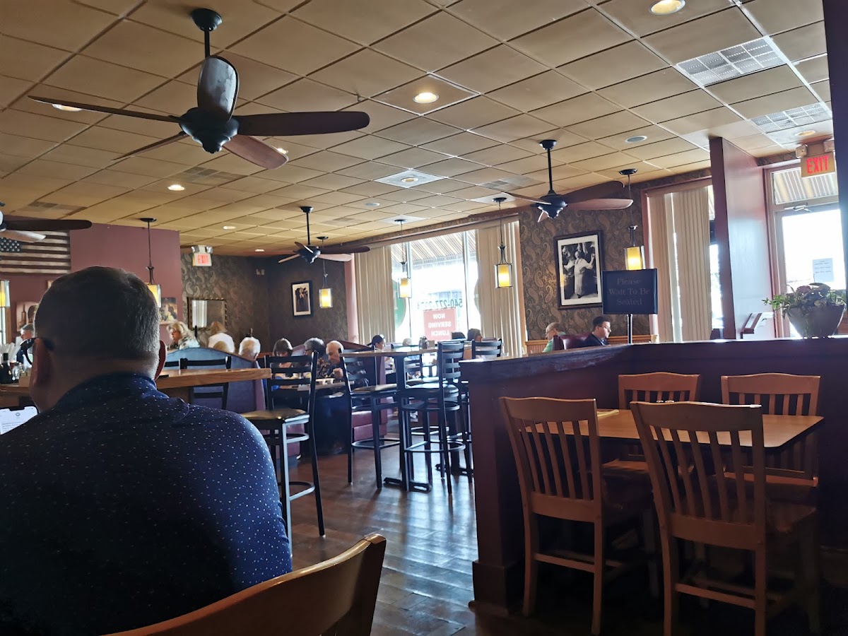 Niks Berryville (neighborhood Italian Kitchen)-4