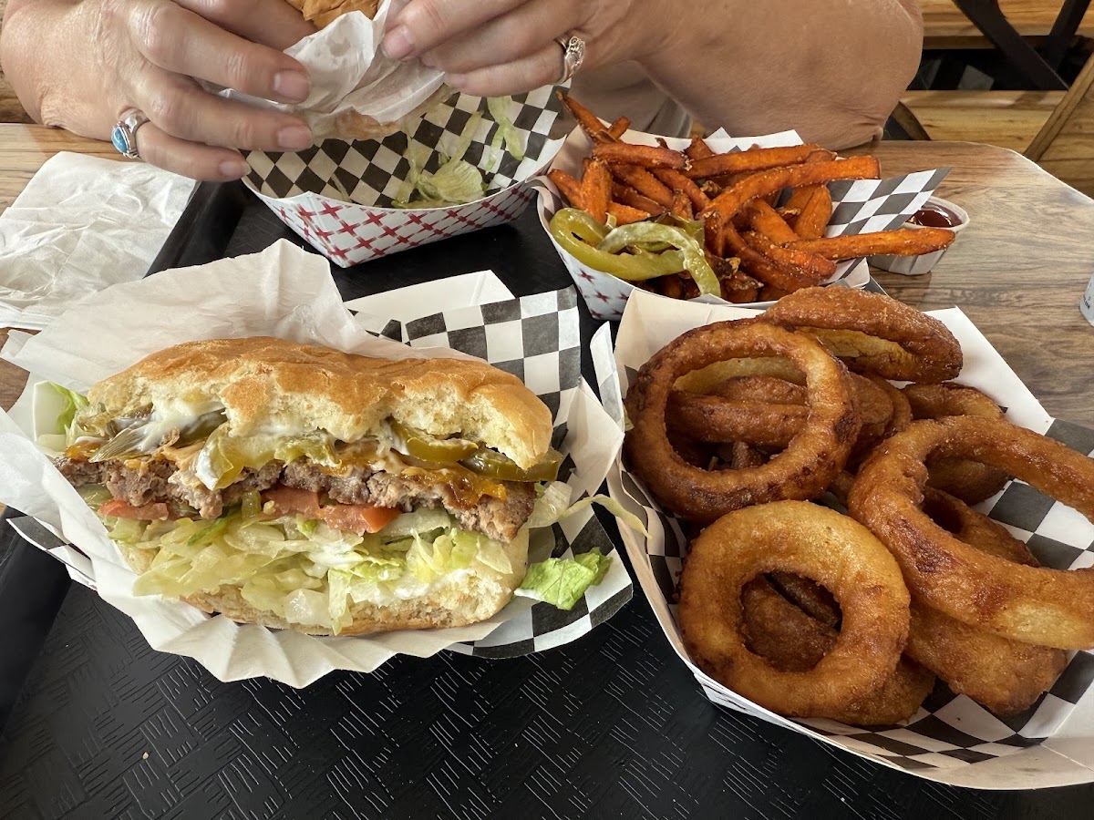 Alf's Homemade Ice Cream & Burgers-2