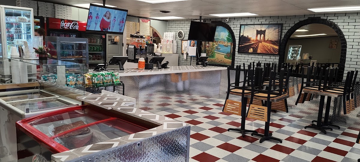 Polisenos Pizzeria Dover Location