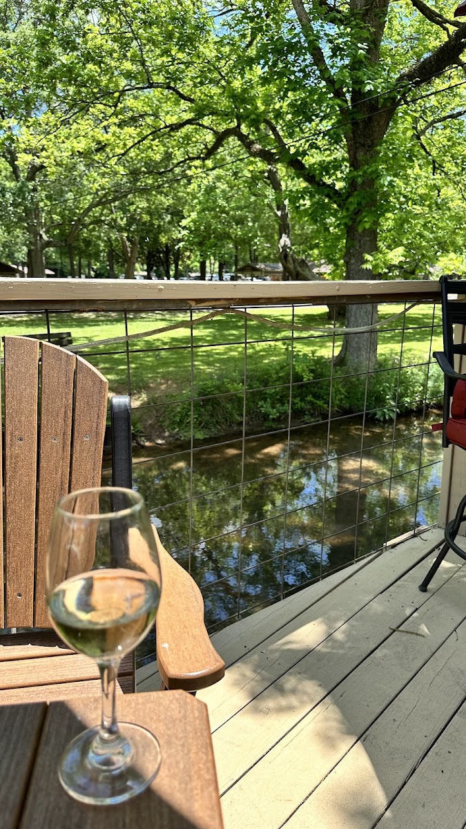 A&b Creekside Restaurant And Catering