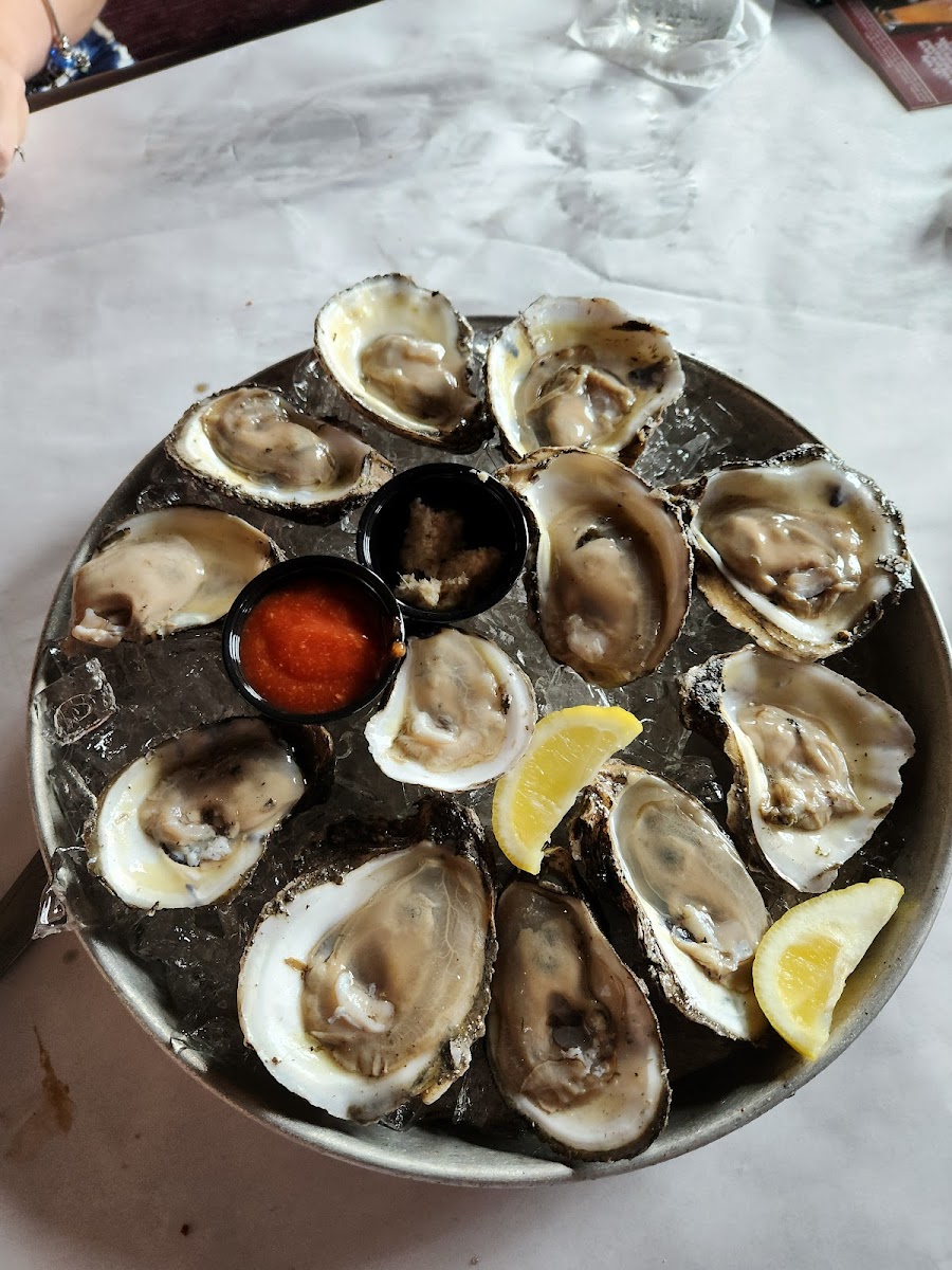 Southern Pearl Oyster House-5