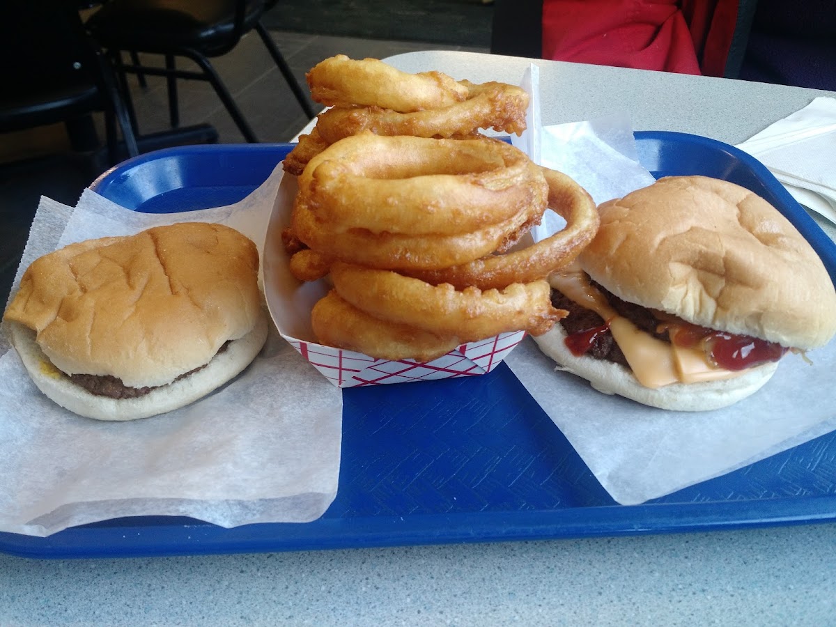 Harmon's Lunch-2