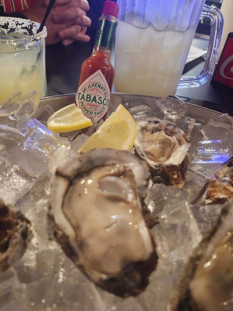 Shuckers Seafood And Oyster Bar-4