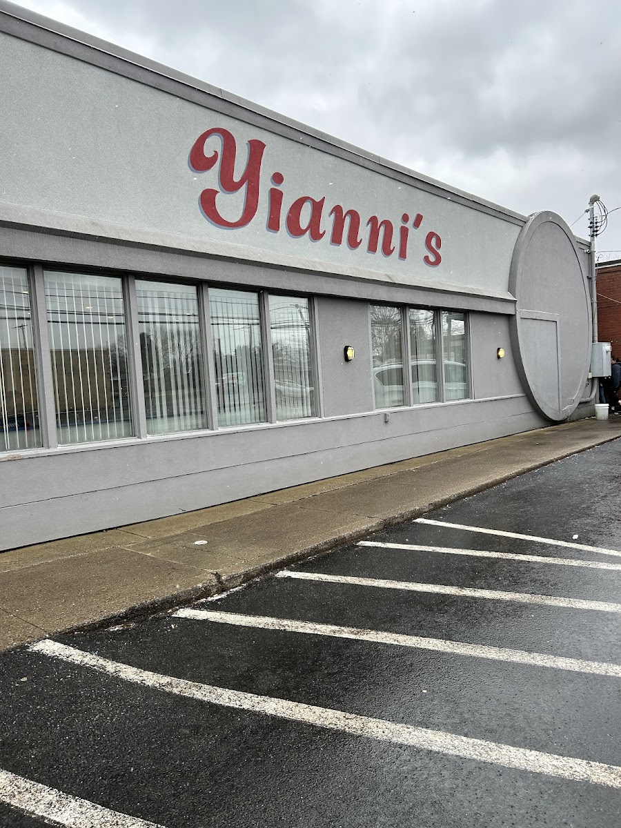 Yianni’s Family Restaurant
