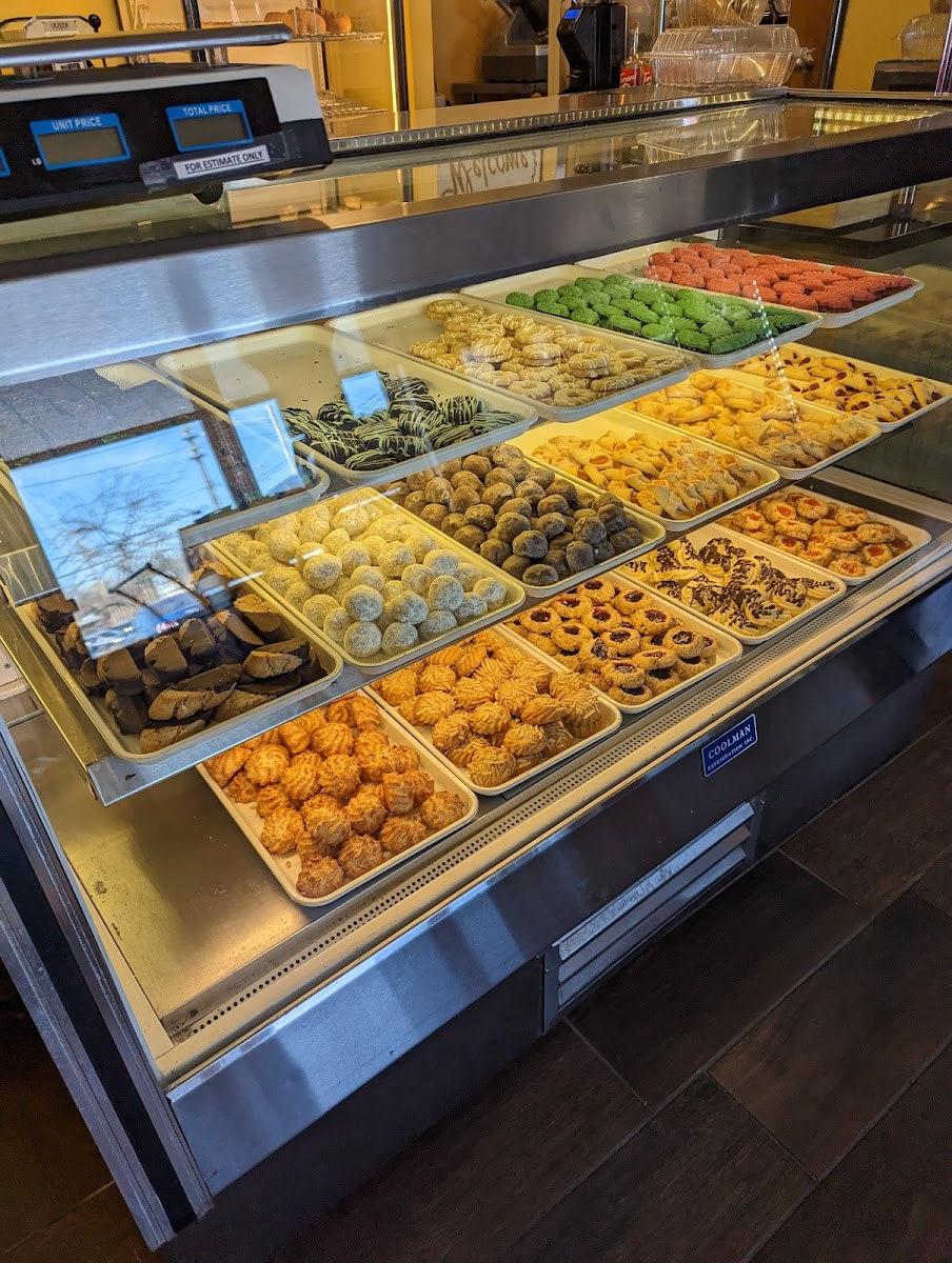 Verdi's Italian Market-4
