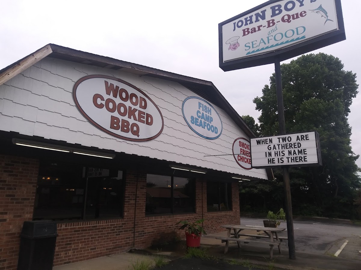 John Boy's Bbq & Seafood