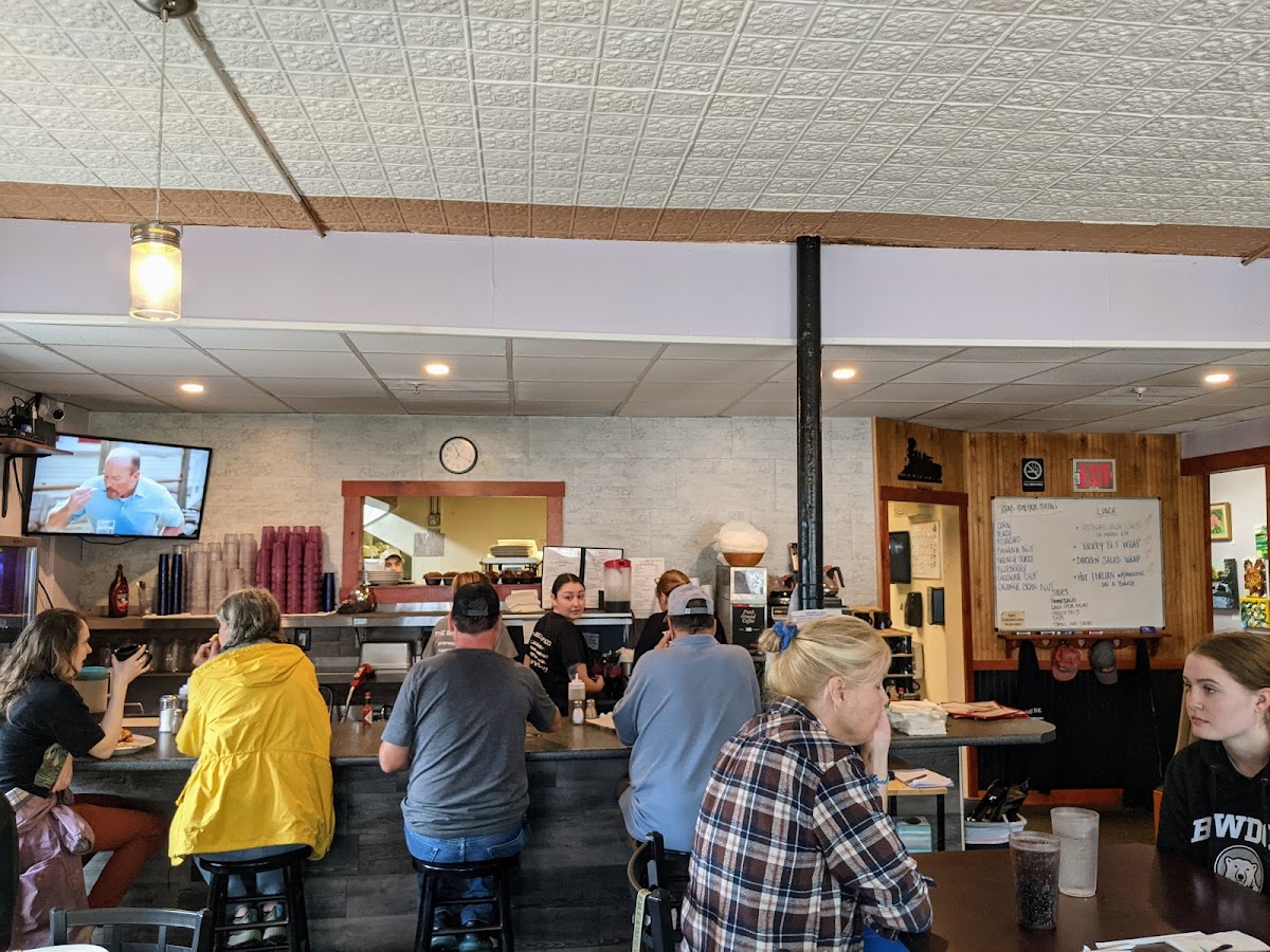Lino's-5