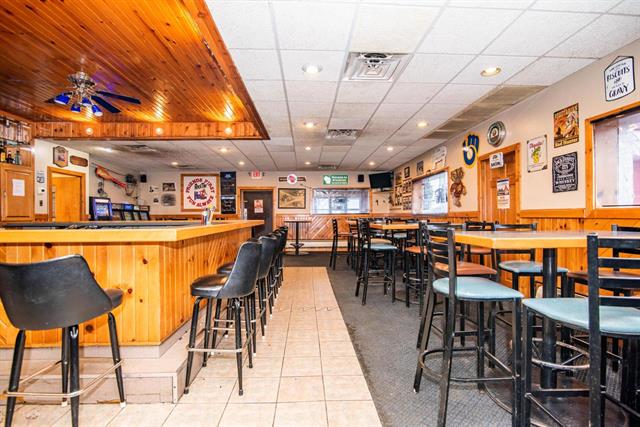 The Field House Bar And Grill