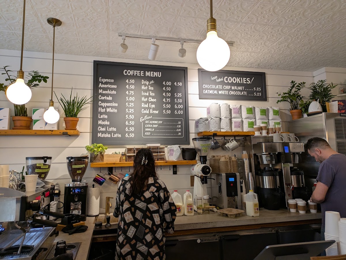 Yanni's Coffee-3