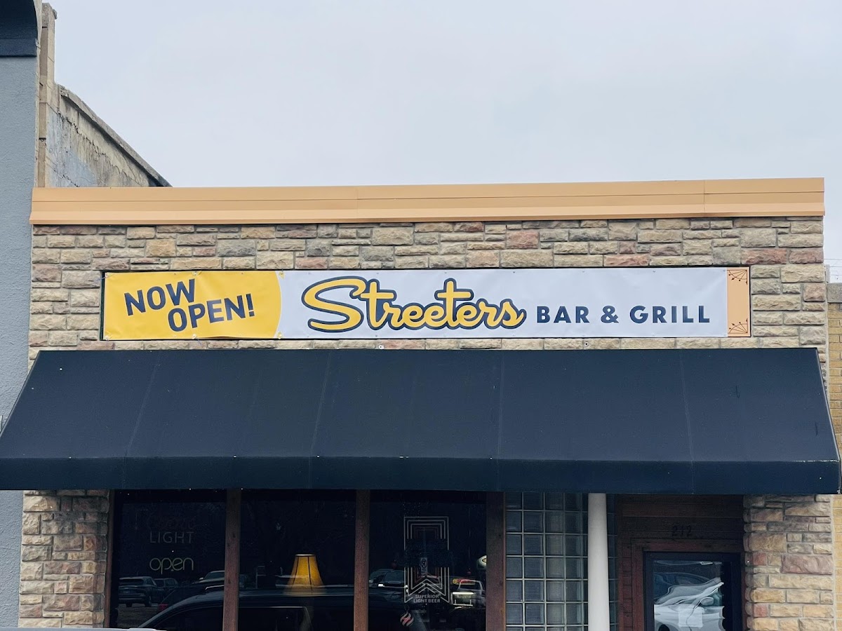 Streeters Bar & Grill
