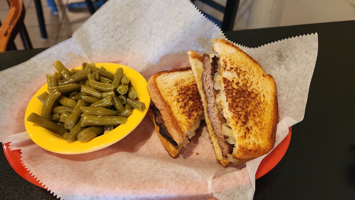 Dave's Original Backyard Grill-2