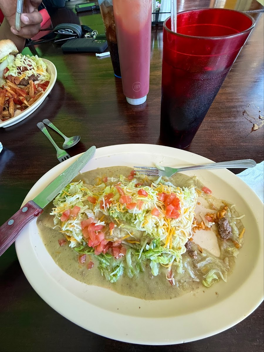 Taqueria Y Antojitos Los Lopez-3