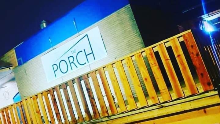 The Porch Patio Bar & Kitchen-3