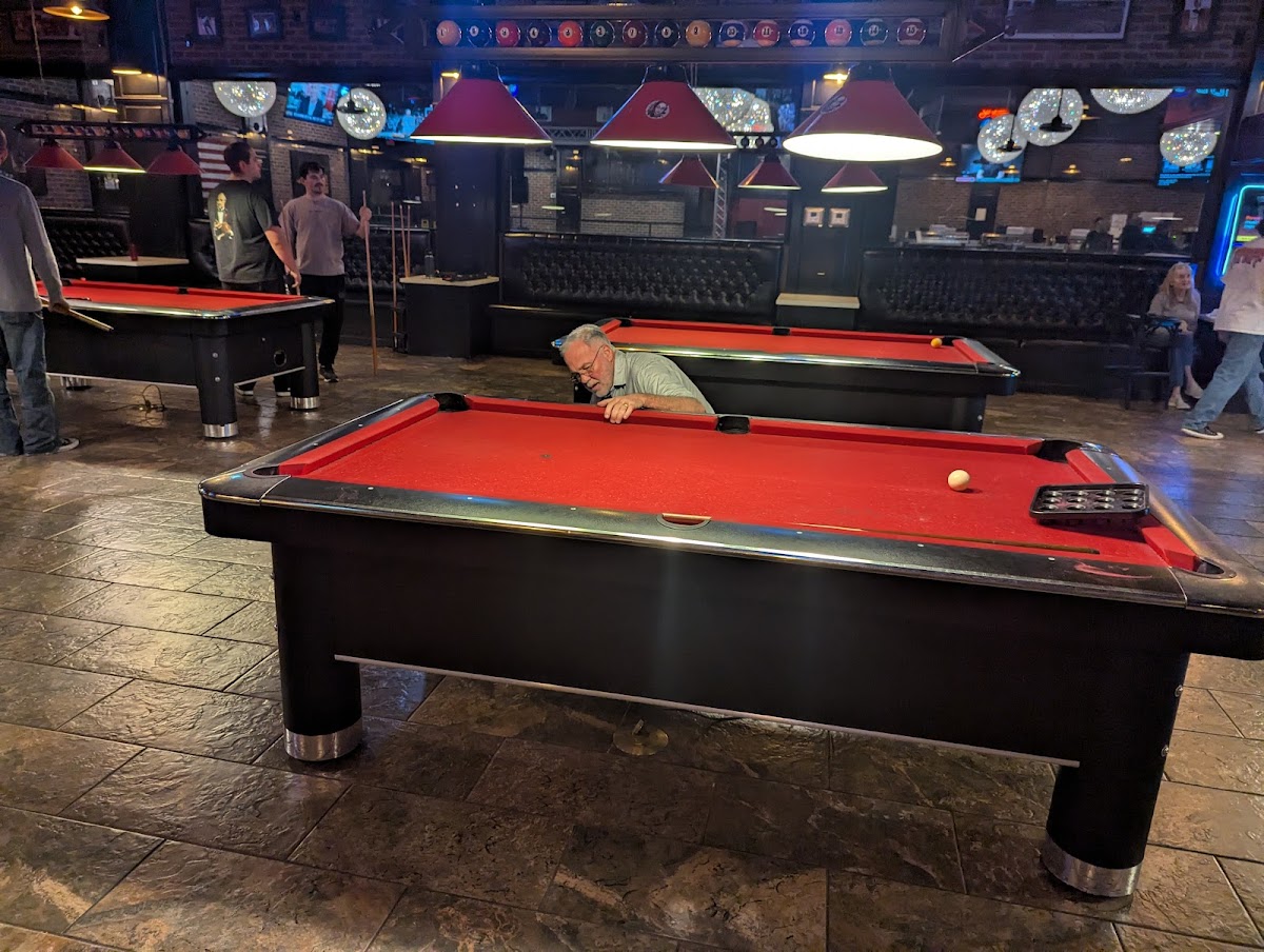 The 5th Quarter - Sports Bar And Restaurant-4