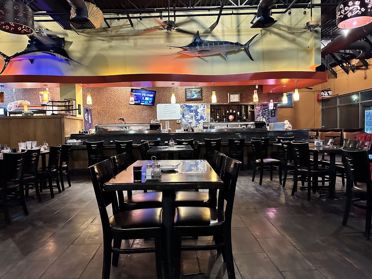 Sakura's Sushi And Grill-5