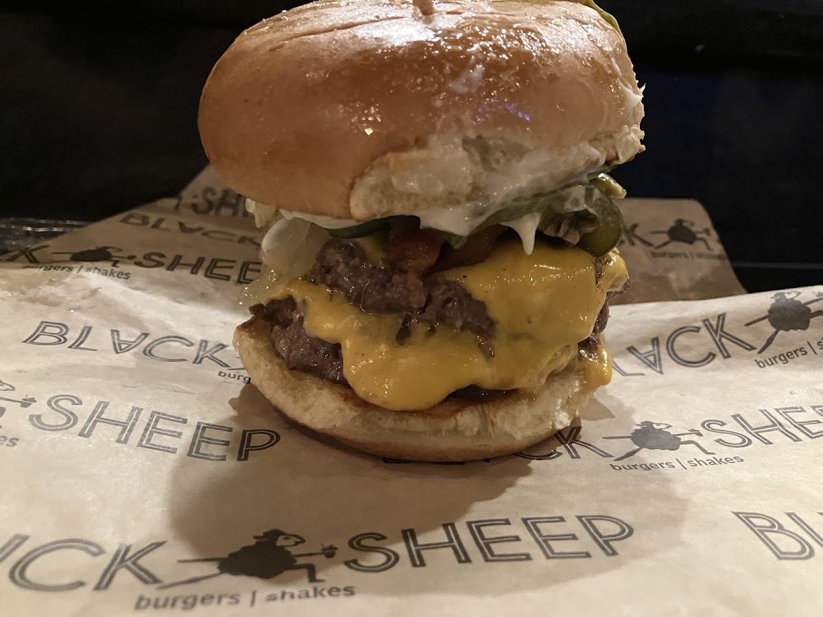 Black Sheep Burgers And Shakes-4
