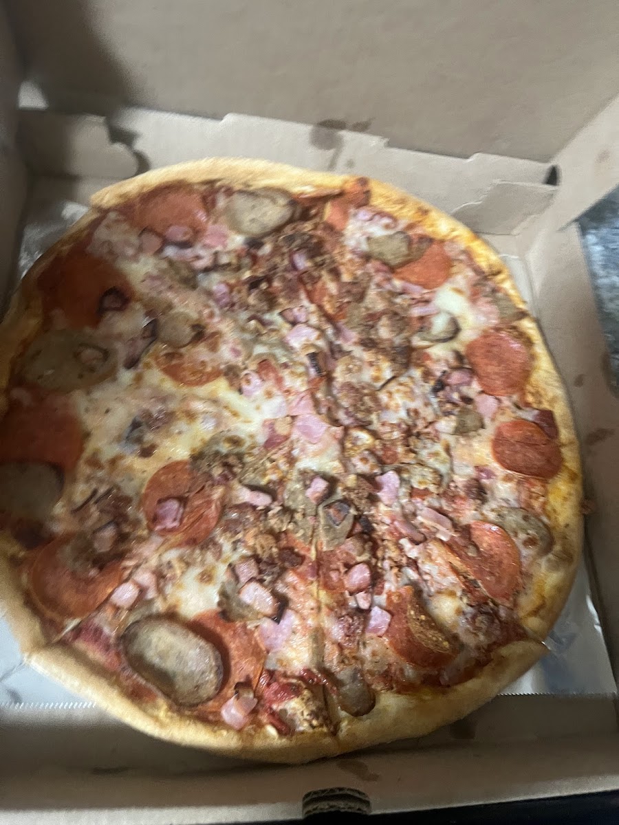 Gennaro's Italian Restaurant & Pizzeria-3