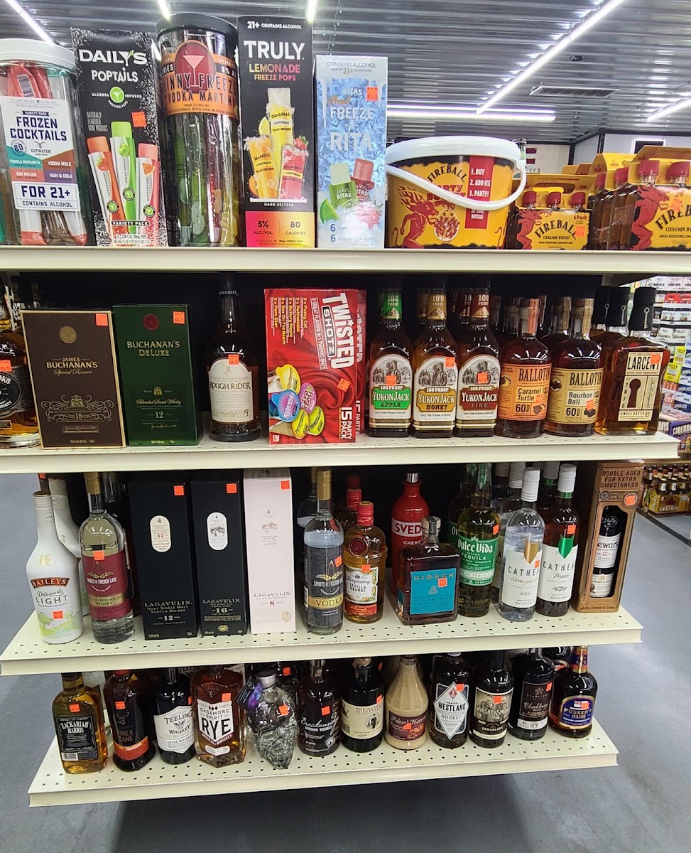 Maidlow's Package Store-4
