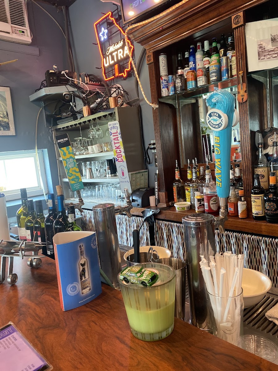 Downwind Restaurant And Lounge-2