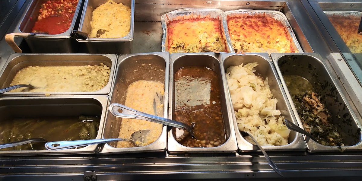 Mama J's