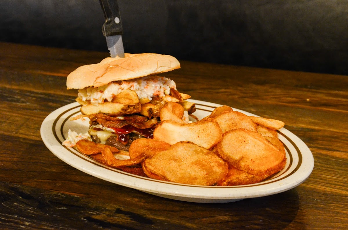 Ciceros Bar & Grill-2