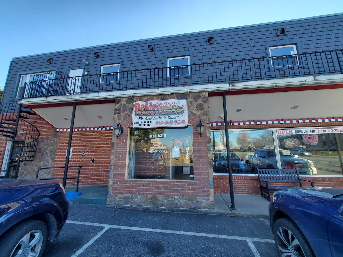 Delio's Subs & Steaks