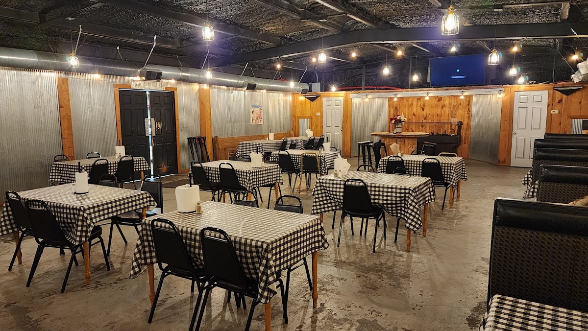 Mama-n-em's Southern Kitchen & Steakhouse