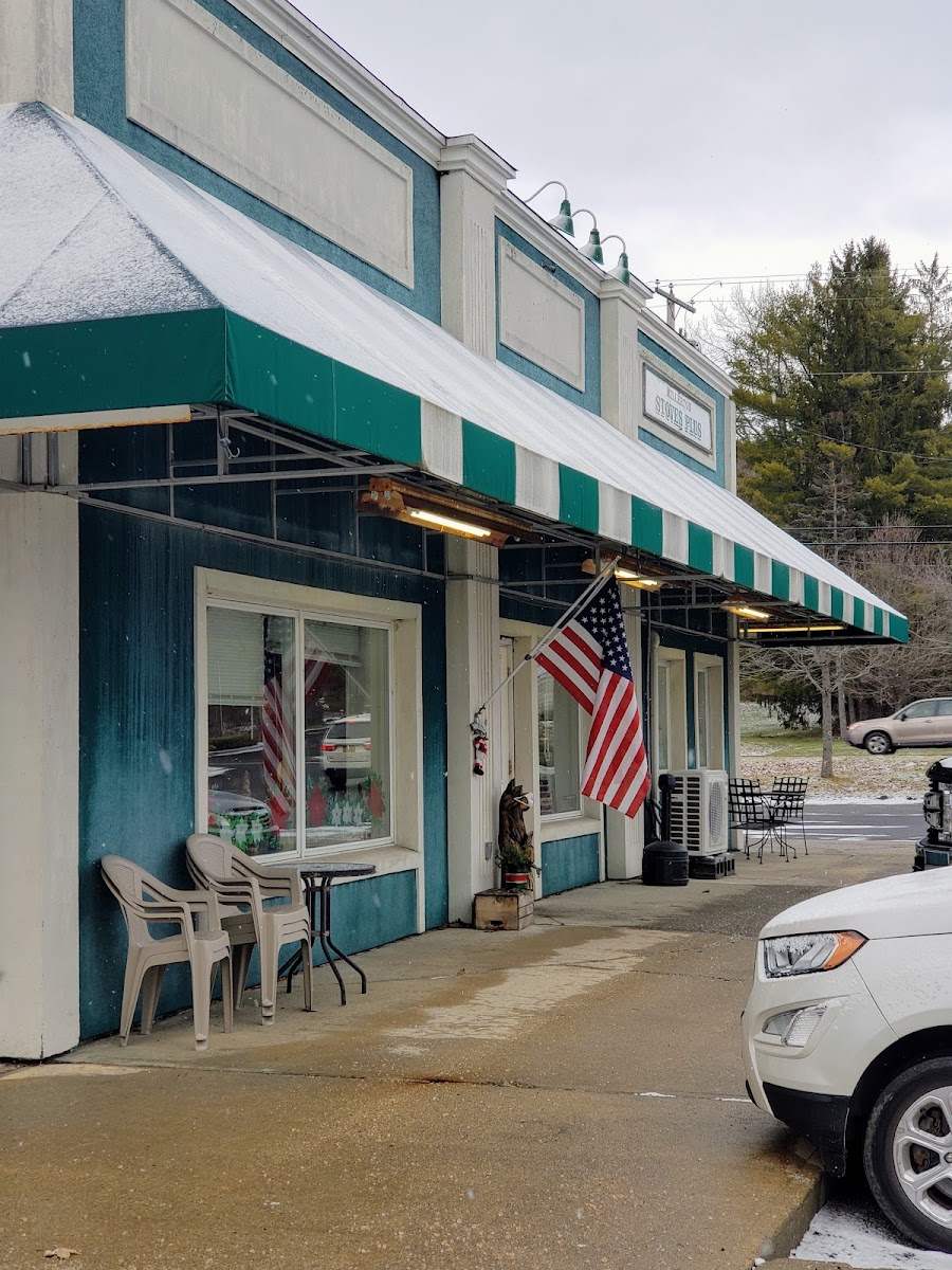 Talk Of The Towne Deli-4