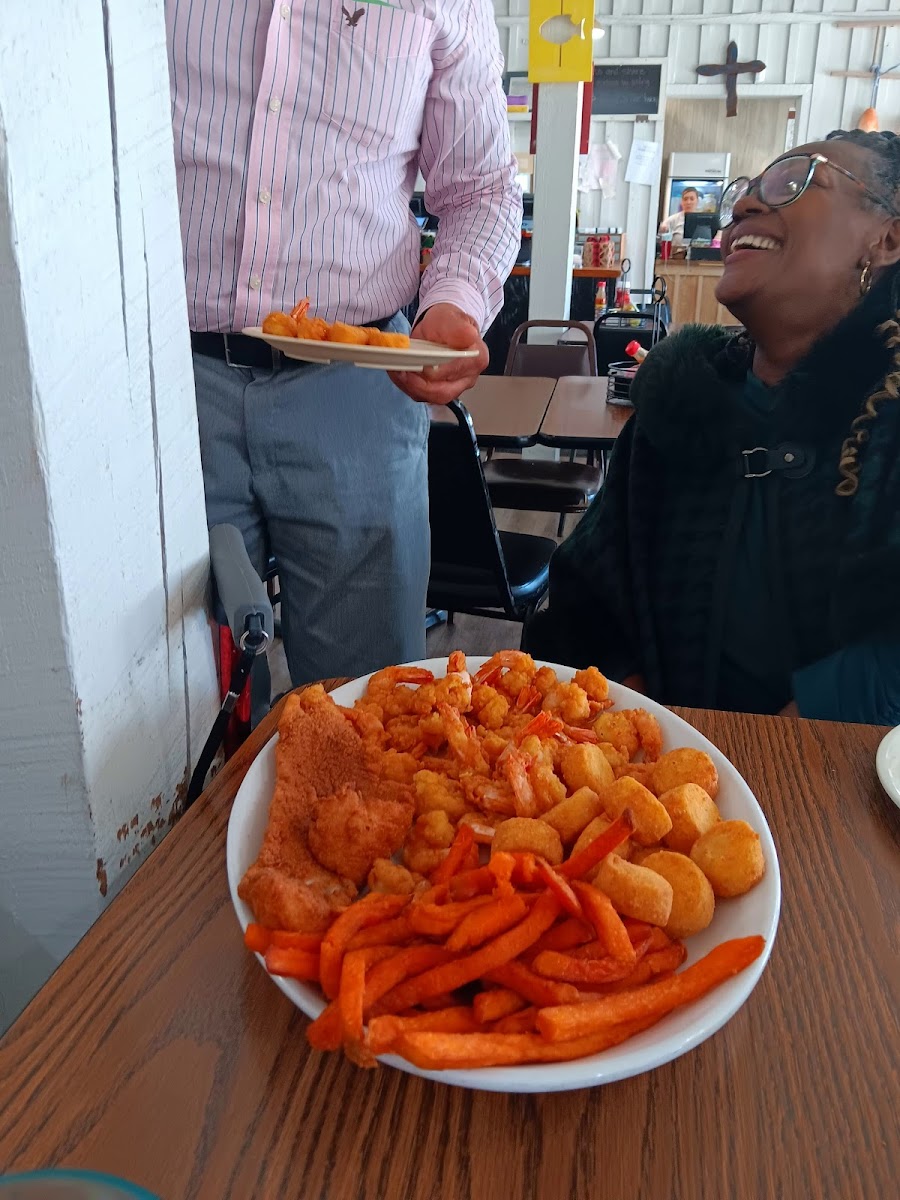 Altman's Restaurant-3