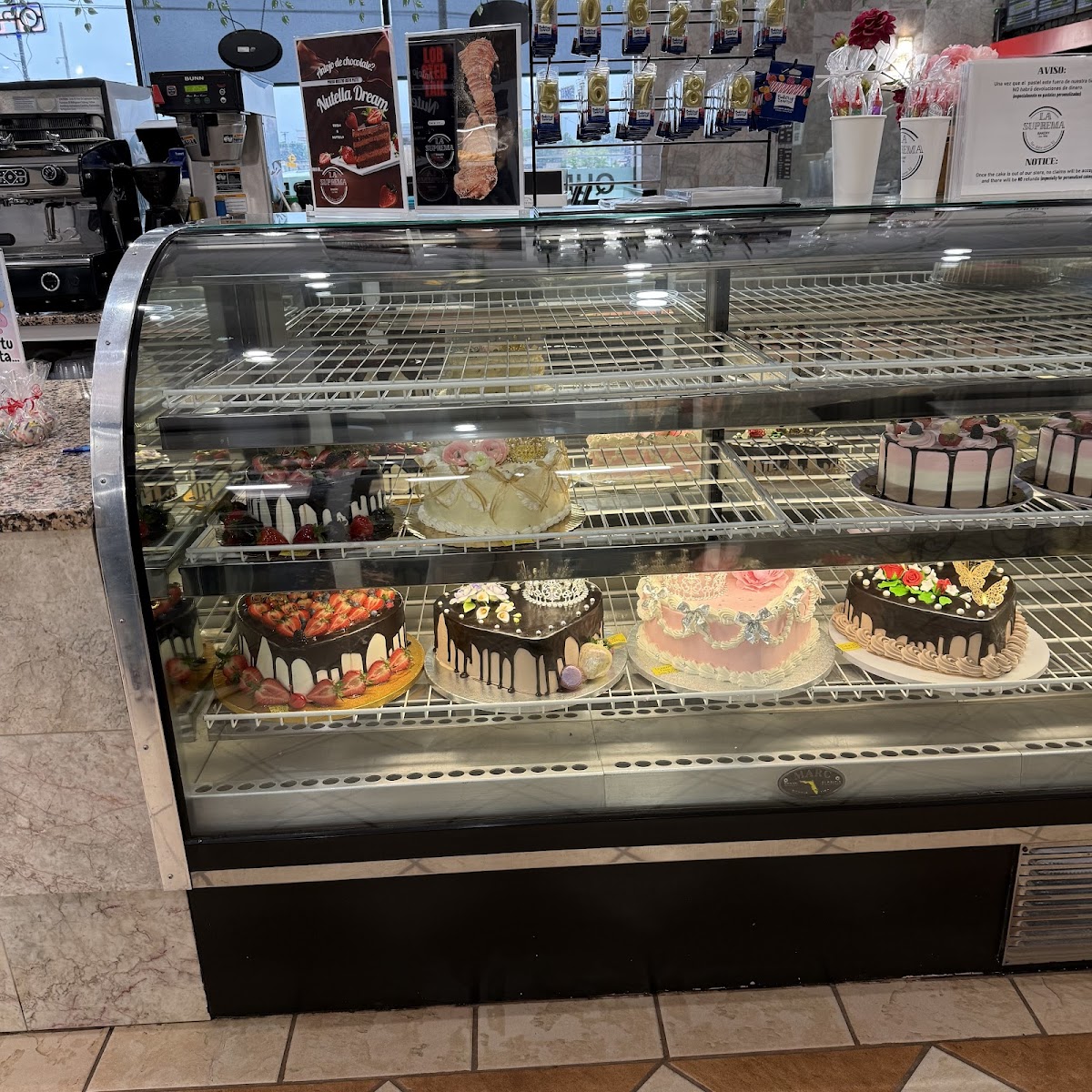 La Suprema Bakery & Panaderia-3