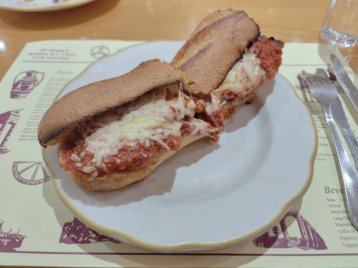 Joe's Of Avenue U-3