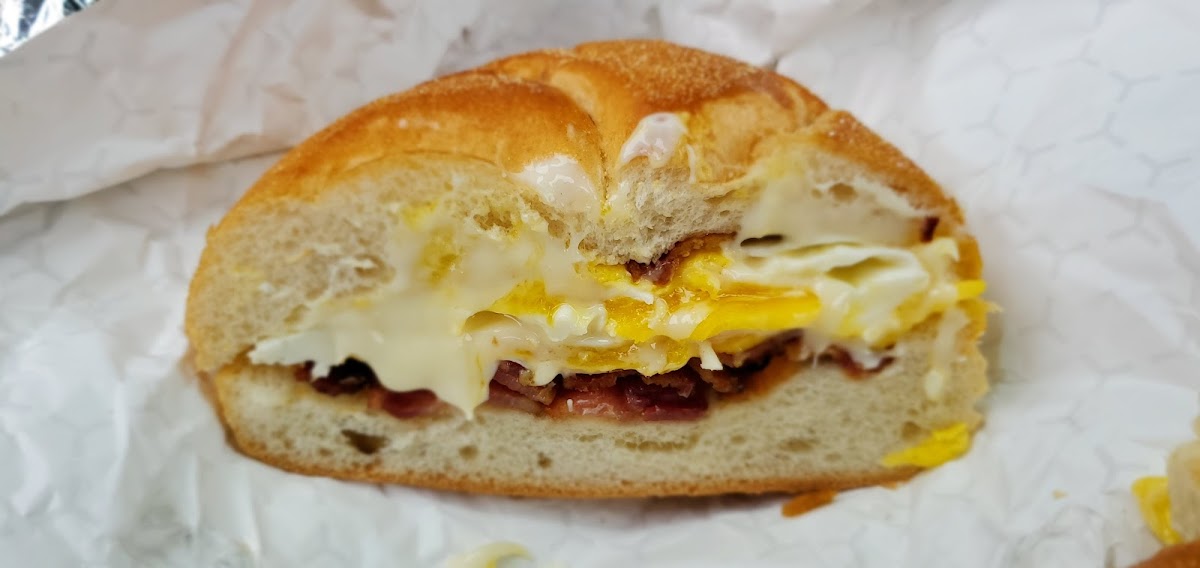 Cannone's Deli-4