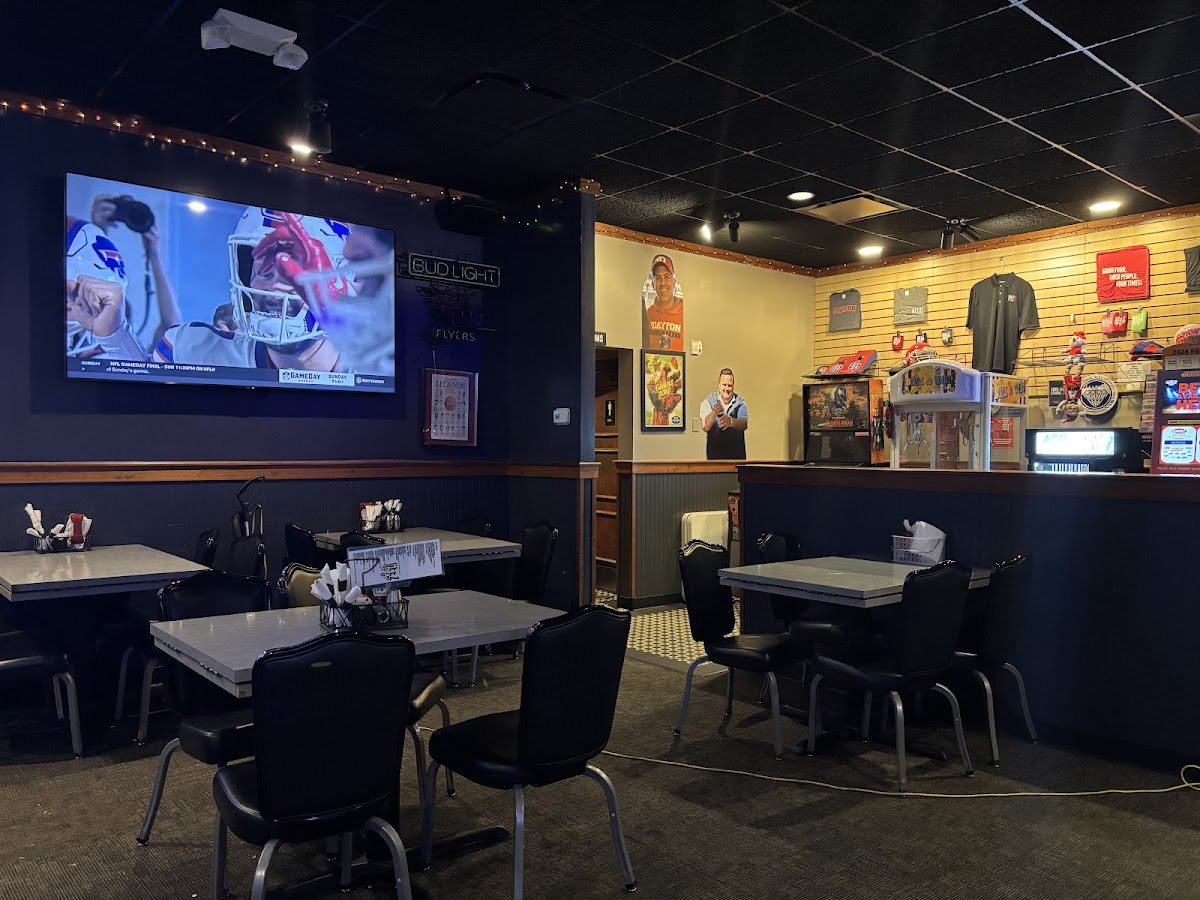 Geez Grill & Pub-3