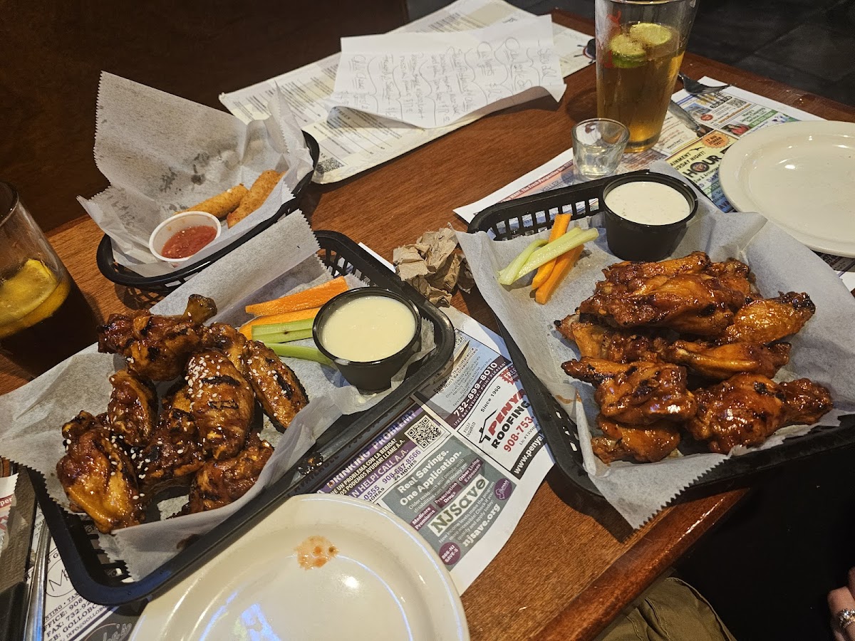 The Broadway Bar & Grill-2