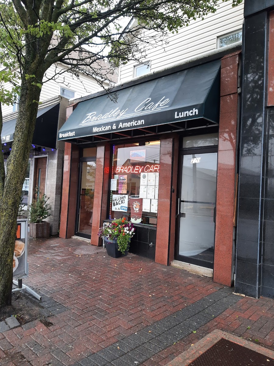 Bradley Cafe Llc