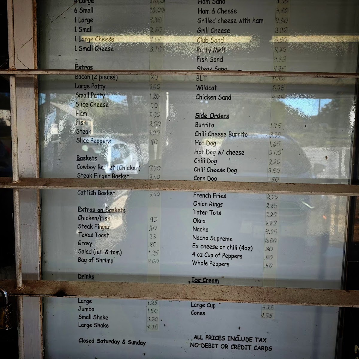 Larry's Better Burger Drive-in-5