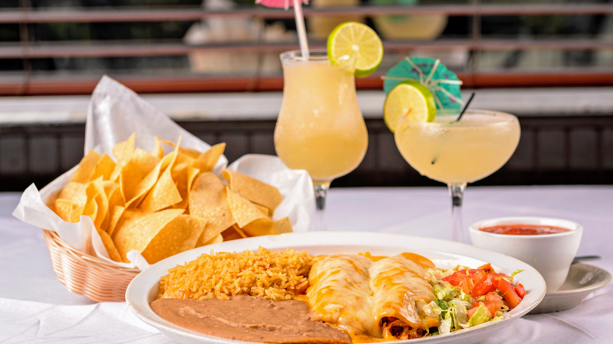 Papa Nachos Cantina-2