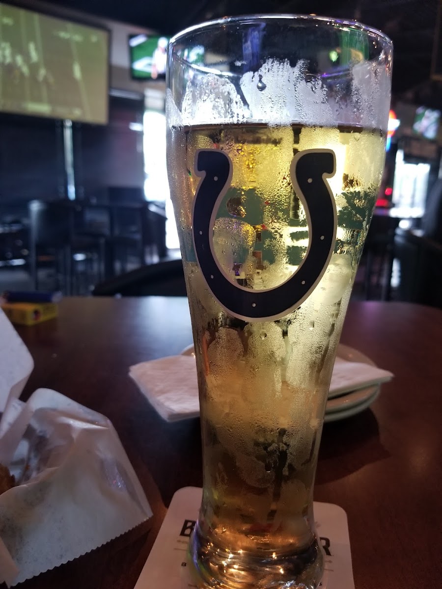Eddy's Sports Pub-5